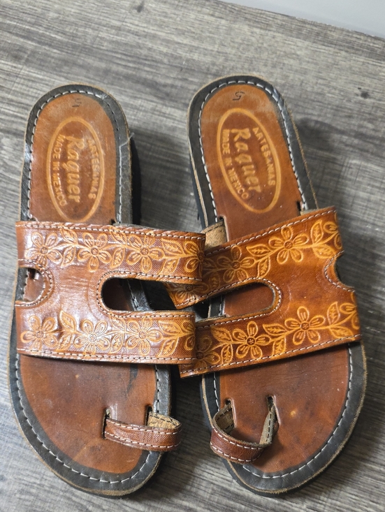 Shoes - Carved Floral Leather Slide Sandals - Cognac Brown